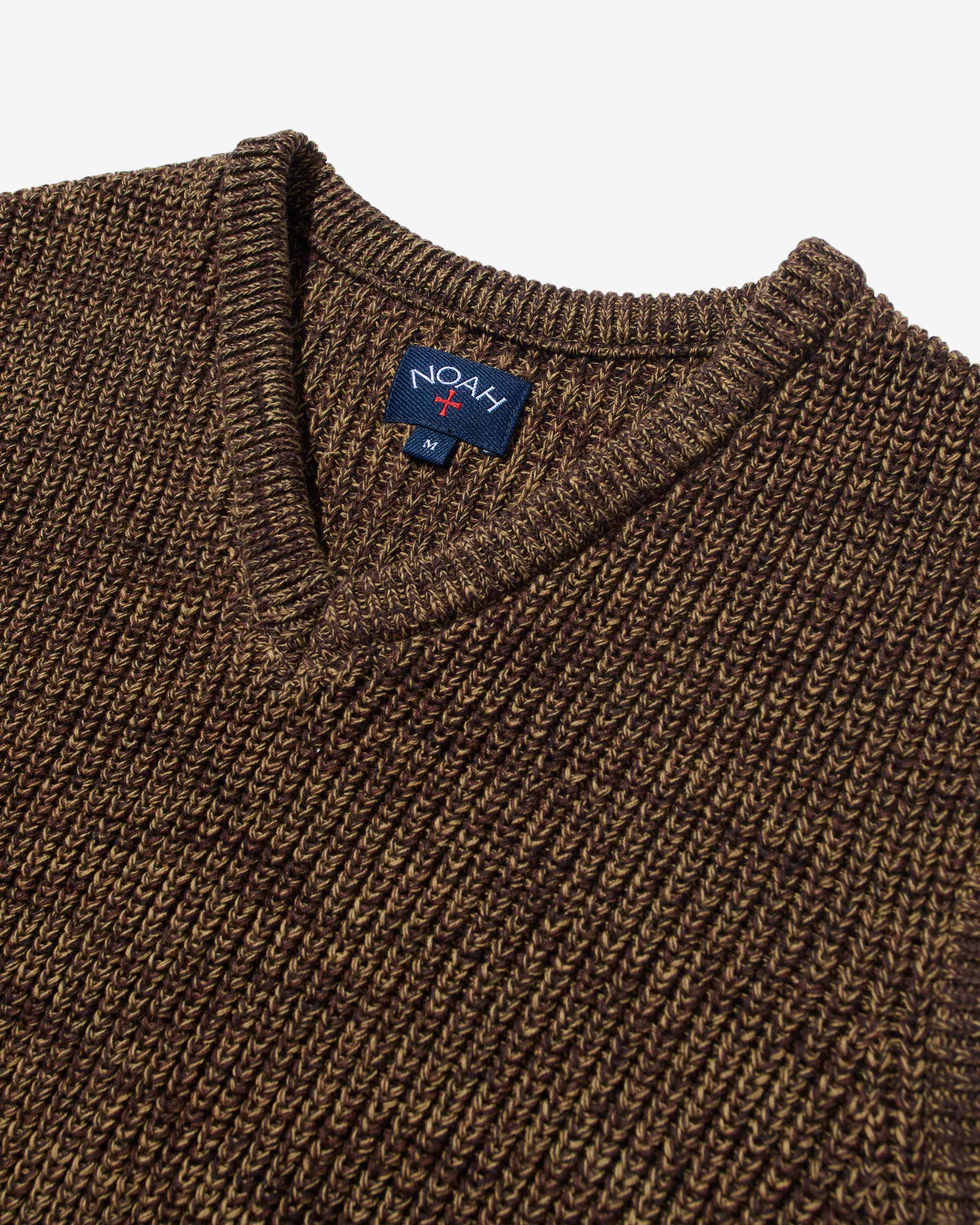 Twisted Yarn Sweater Vest - Image 5